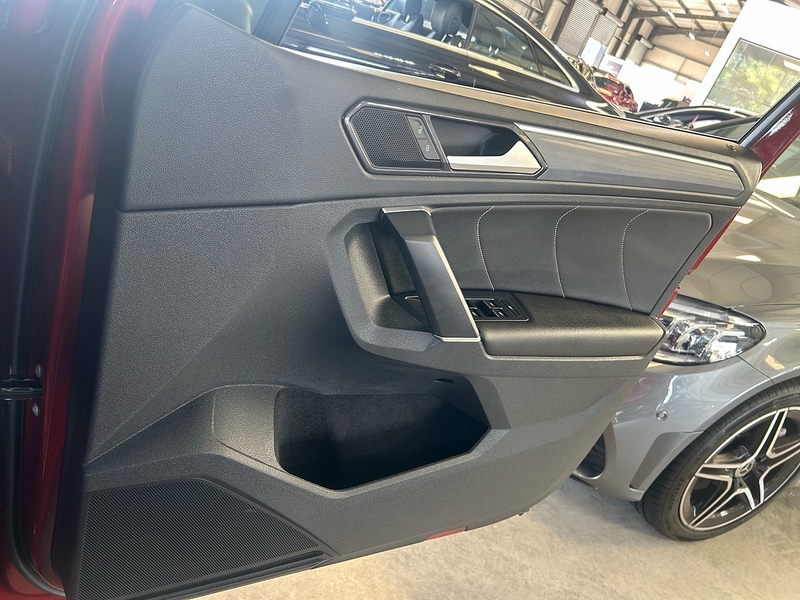 Volkswagen Tiguan TDI R-Line - U11090