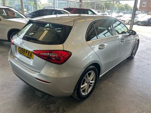 Mercedes-Benz A Class A180d SE - U11091