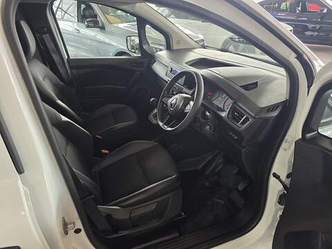 Renault Kangoo dCi Blue ENERGY ML19 Start - U11094