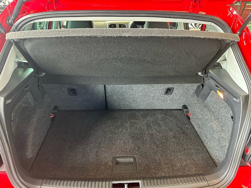 Volkswagen Polo TSI Match Edition - U11101