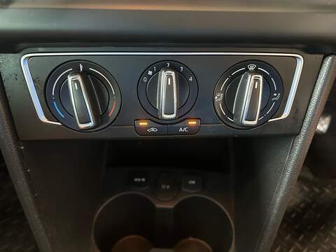Volkswagen Polo TSI Match Edition - U11101