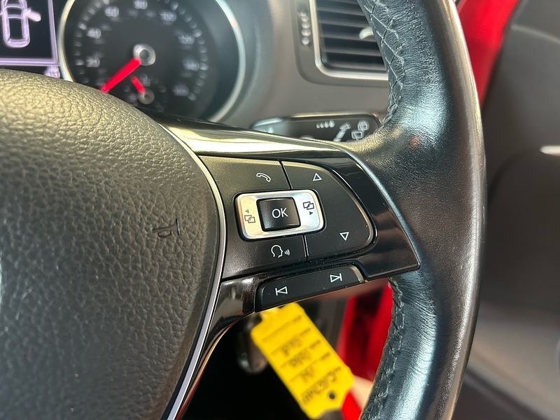 Volkswagen Polo TSI Match Edition - U11101