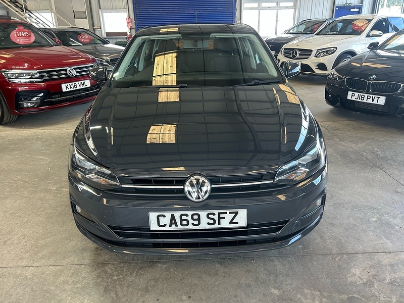Volkswagen Polo EVO SE - U11102