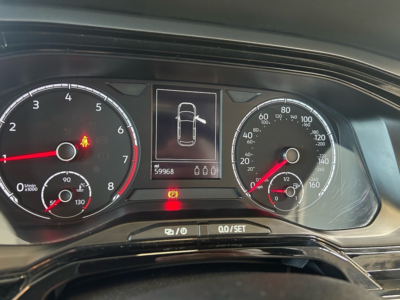 Volkswagen Polo EVO SE - U11102