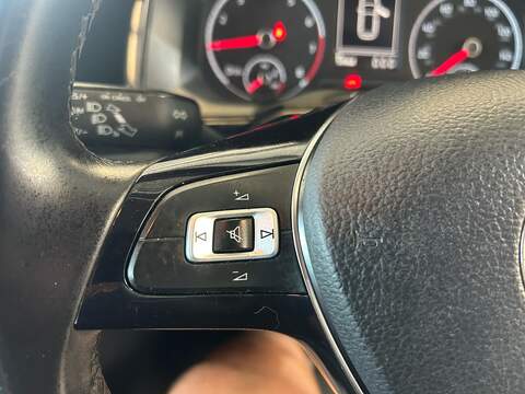 Volkswagen Polo EVO SE - U11102