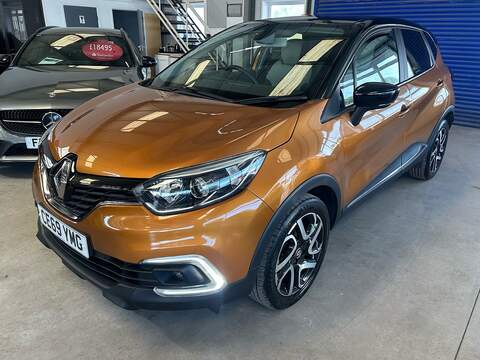 Renault Captur TCe ENERGY Iconic - U11103