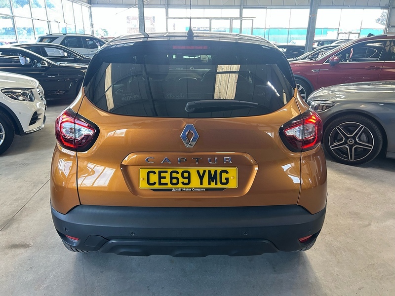 Renault Captur TCe ENERGY Iconic - U11103