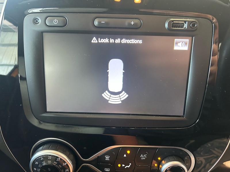 Renault Captur TCe ENERGY Iconic - U11103