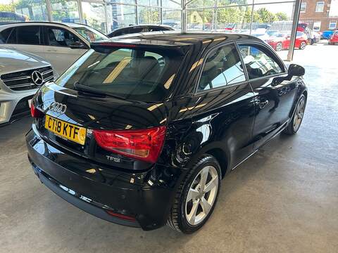 Audi A1 TFSI Sport - U11105