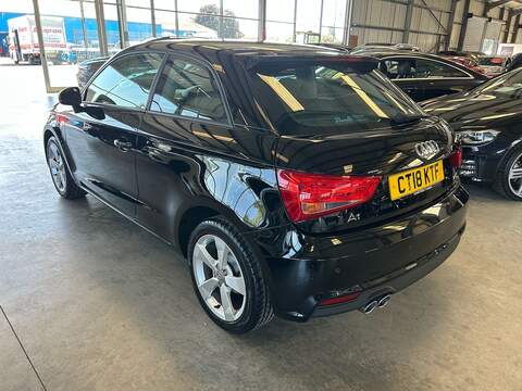 Audi A1 TFSI Sport - U11105
