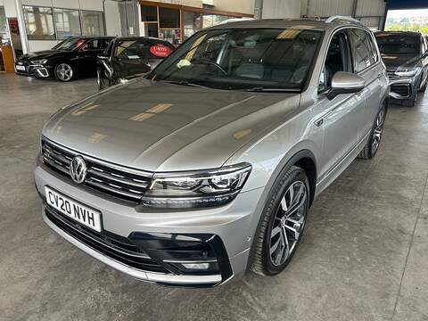 Volkswagen Tiguan TDI R-Line Tech - U11107