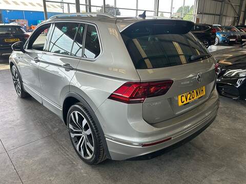 Volkswagen Tiguan TDI R-Line Tech - U11107