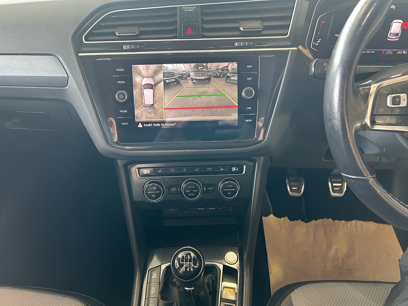 Volkswagen Tiguan TDI R-Line Tech - U11107