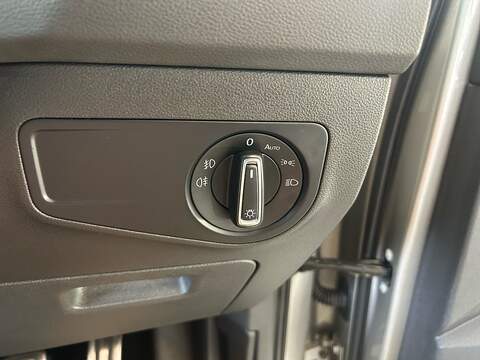Volkswagen Tiguan TDI R-Line Tech - U11107