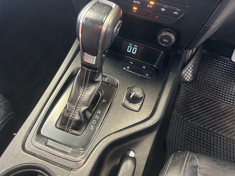 Ford Ranger EcoBlue Limited - U11113