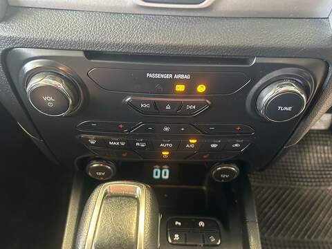 Ford Ranger EcoBlue Limited - U11113