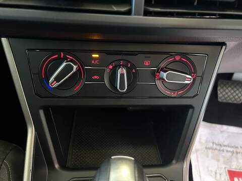 Volkswagen Polo TSI Match - U11127