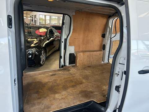 Peugeot Expert BlueHDi 1000 Professional Premium + - U11144