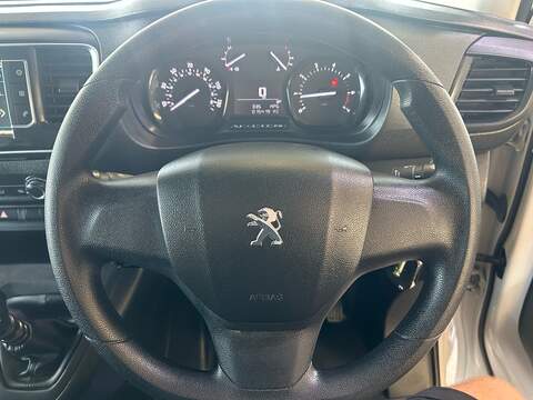 Peugeot Expert BlueHDi 1000 Professional Premium + - U11144