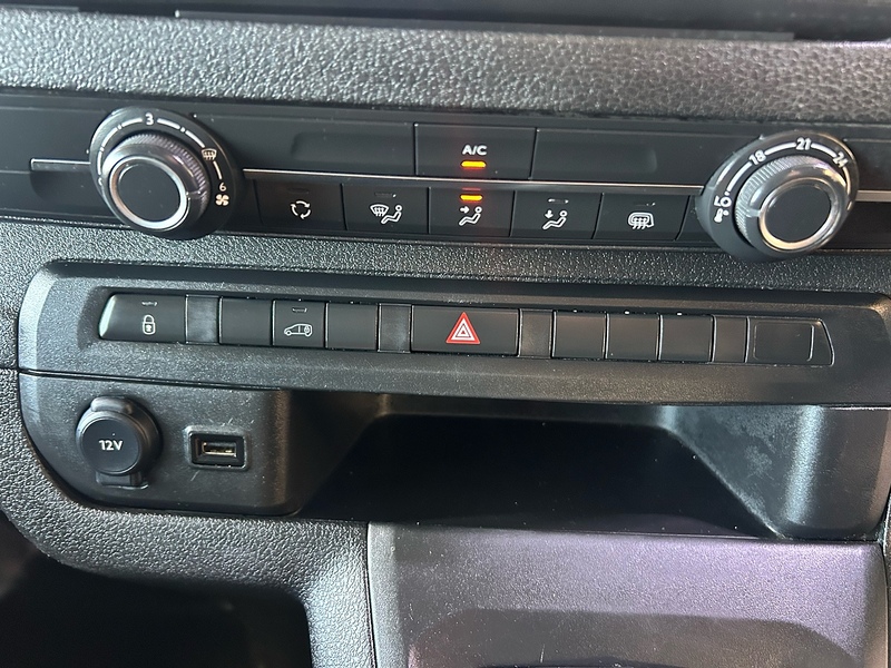 Peugeot Expert BlueHDi 1000 Professional Premium + - U11144