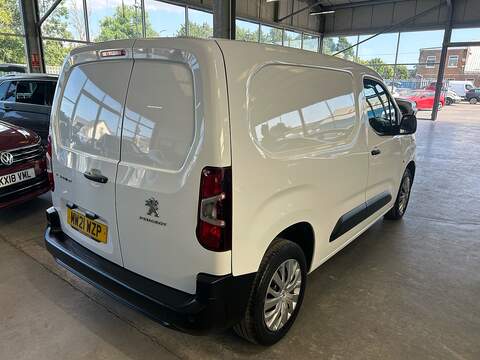 Peugeot Partner BlueHDi 1000 Professional - U11150