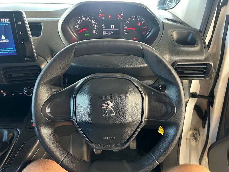 Peugeot Partner BlueHDi 1000 Professional - U11150