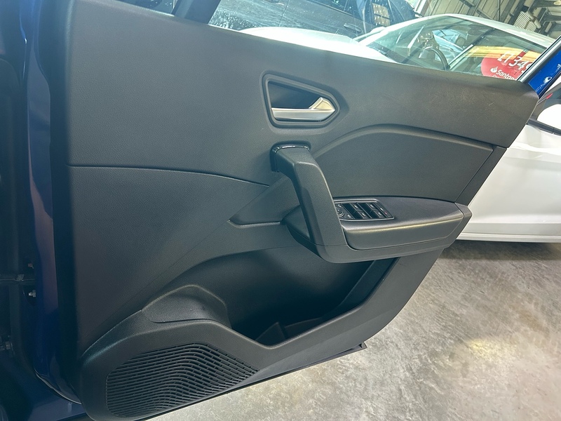 Renault Captur TCe Iconic Edition - U11157