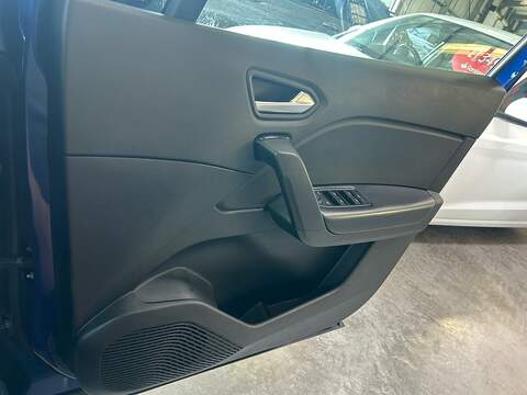 Renault Captur TCe Iconic Edition - U11157