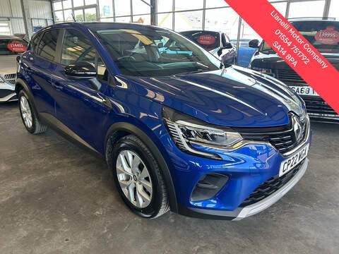 Renault Captur 1.3 TCe Iconic SUV 5dr Petrol Manual Euro 6 (s/s) (130 ps)