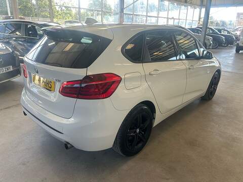 BMW 2 Series Active Tourer 220i Sport - U11160