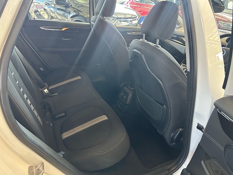 BMW 2 Series Active Tourer 220i Sport - U11160