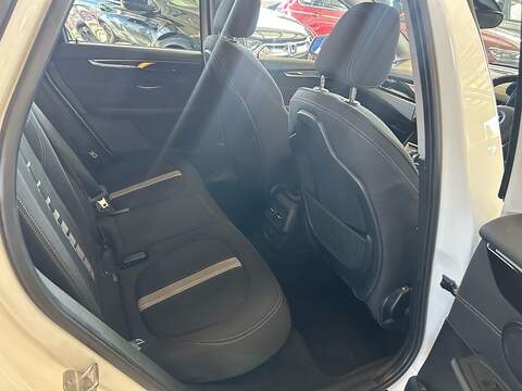 BMW 2 Series Active Tourer 220i Sport - U11160