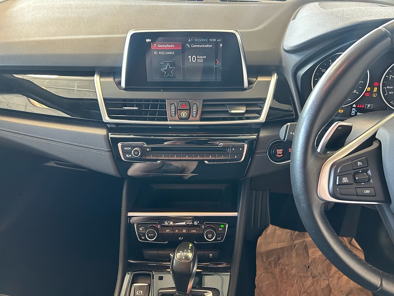 BMW 2 Series Active Tourer 220i Sport - U11160