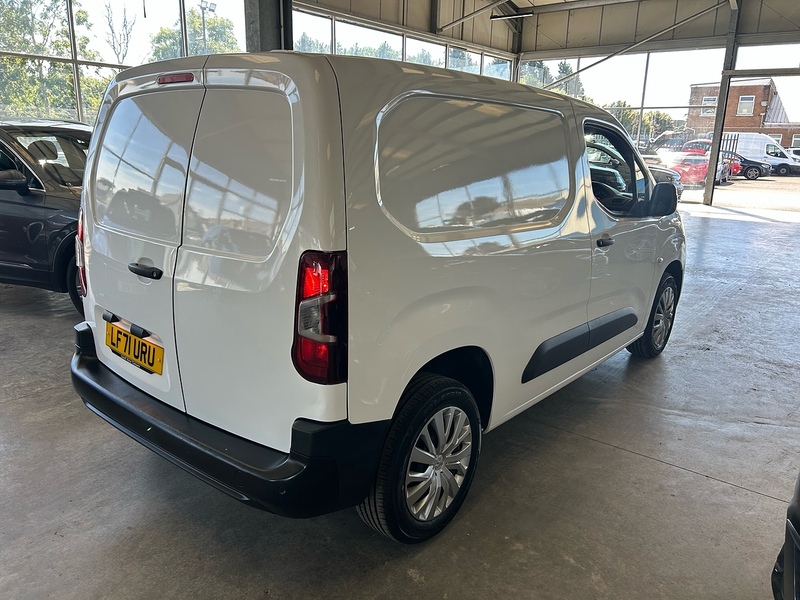 Peugeot Partner BlueHDi 1000 Professional Premium - U11169