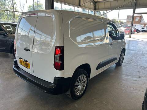 Peugeot Partner BlueHDi 1000 Professional Premium - U11169