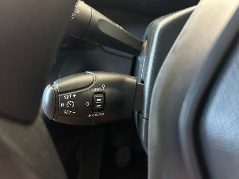Peugeot Partner BlueHDi 1000 Professional Premium - U11169