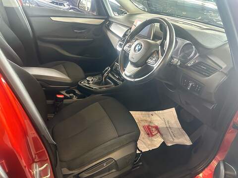 BMW 2 Series Active Tourer 220i SE - U11180