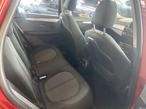 BMW 2 Series Active Tourer 220i SE - U11180