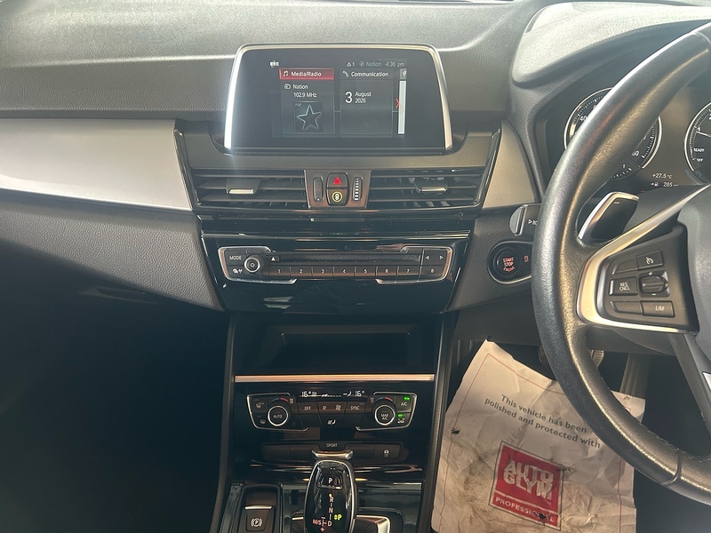BMW 2 Series Active Tourer 220i SE - U11180
