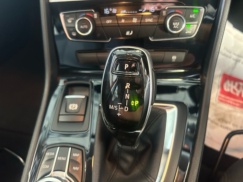 BMW 2 Series Active Tourer 220i SE - U11180