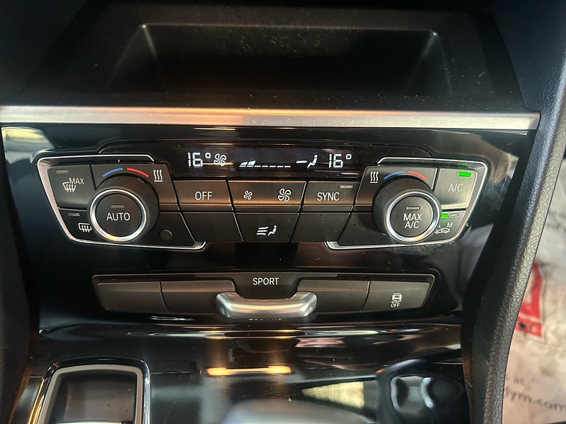 BMW 2 Series Active Tourer 220i SE - U11180