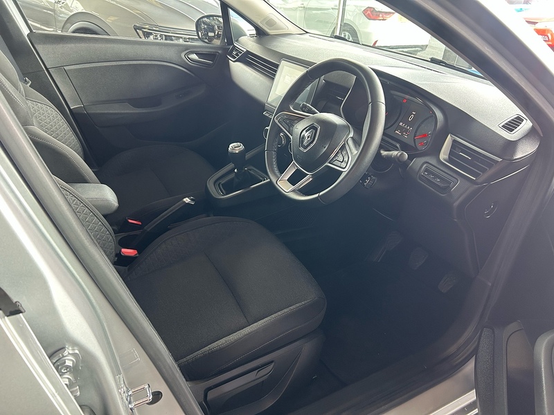 Renault Clio TCe Iconic - U11183