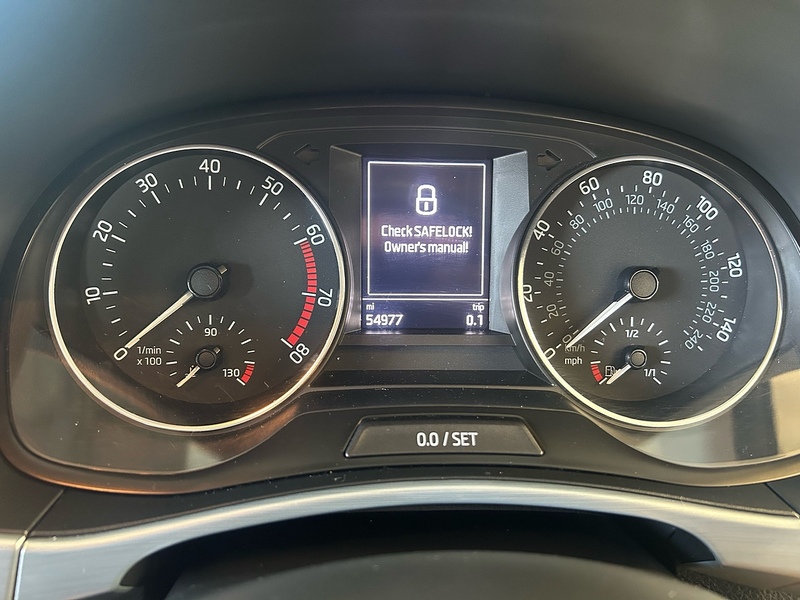 Skoda Fabia TSI SE - U11190
