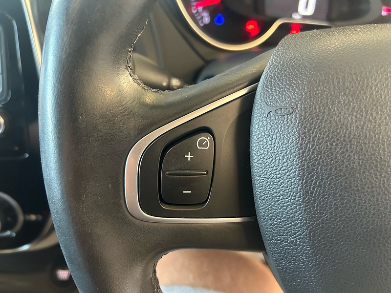Renault Captur TCe ENERGY GT Line - U11192