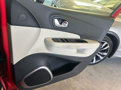 Renault Captur TCe ENERGY GT Line - U11192