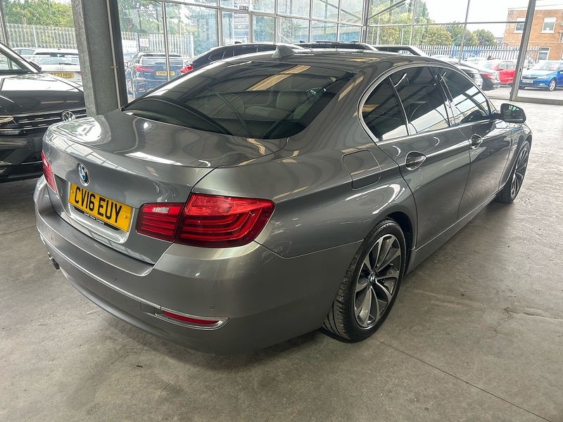 BMW 5 Series 520d Luxury - U11195