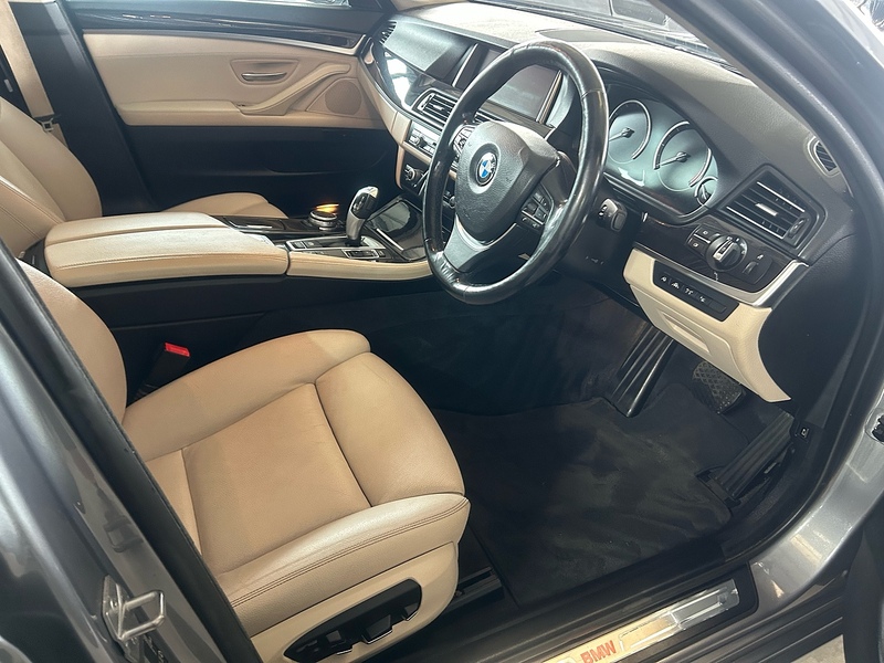 BMW 5 Series 520d Luxury - U11195