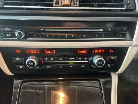 BMW 5 Series 520d Luxury - U11195