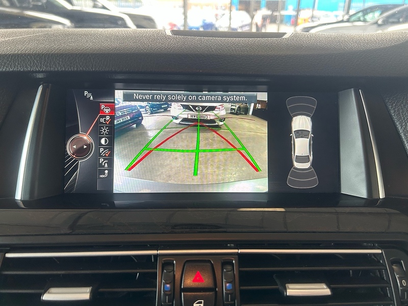BMW 5 Series 520d Luxury - U11195