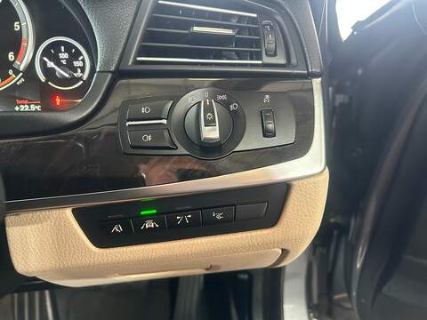 BMW 5 Series 520d Luxury - U11195
